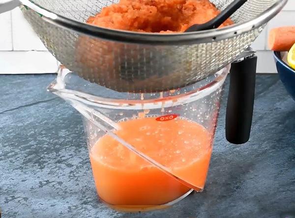 Carrot Ginger Juice - Step 5